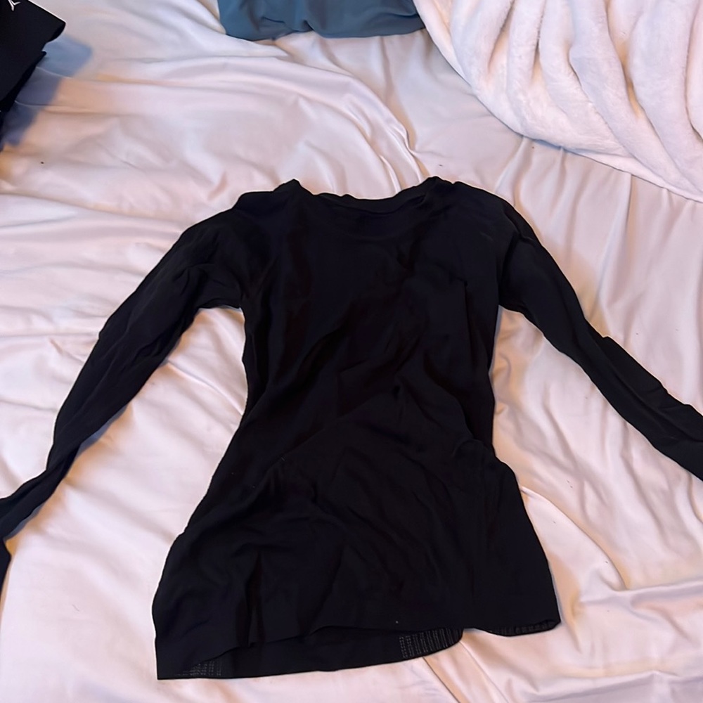 Black Athleta long sleeve top!